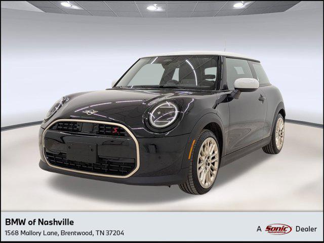 used 2025 MINI Hardtop car, priced at $28,997