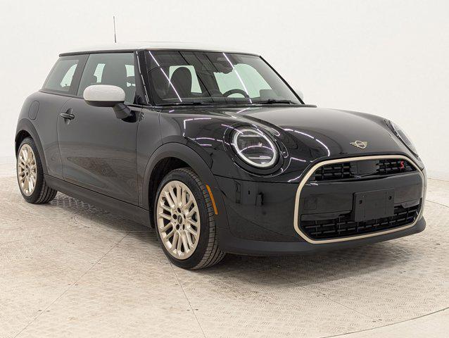 used 2025 MINI Hardtop car, priced at $28,997