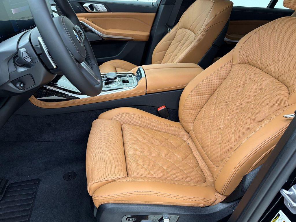 new 2027 BMW X7 car, priced at $99,800