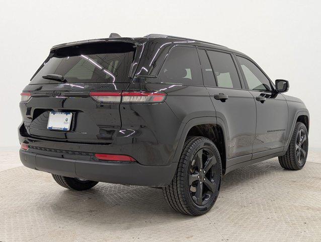 used 2023 Jeep Grand Cherokee car, priced at $25,999