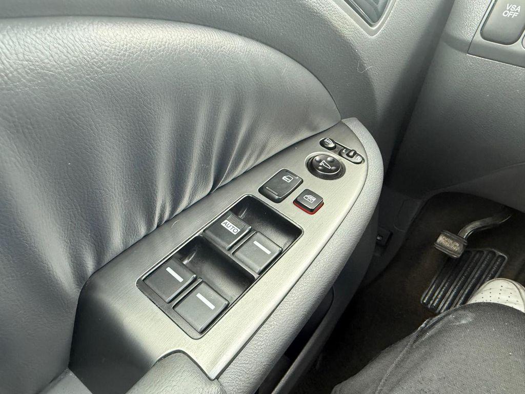 used 2005 Honda Odyssey car, priced at $5,995