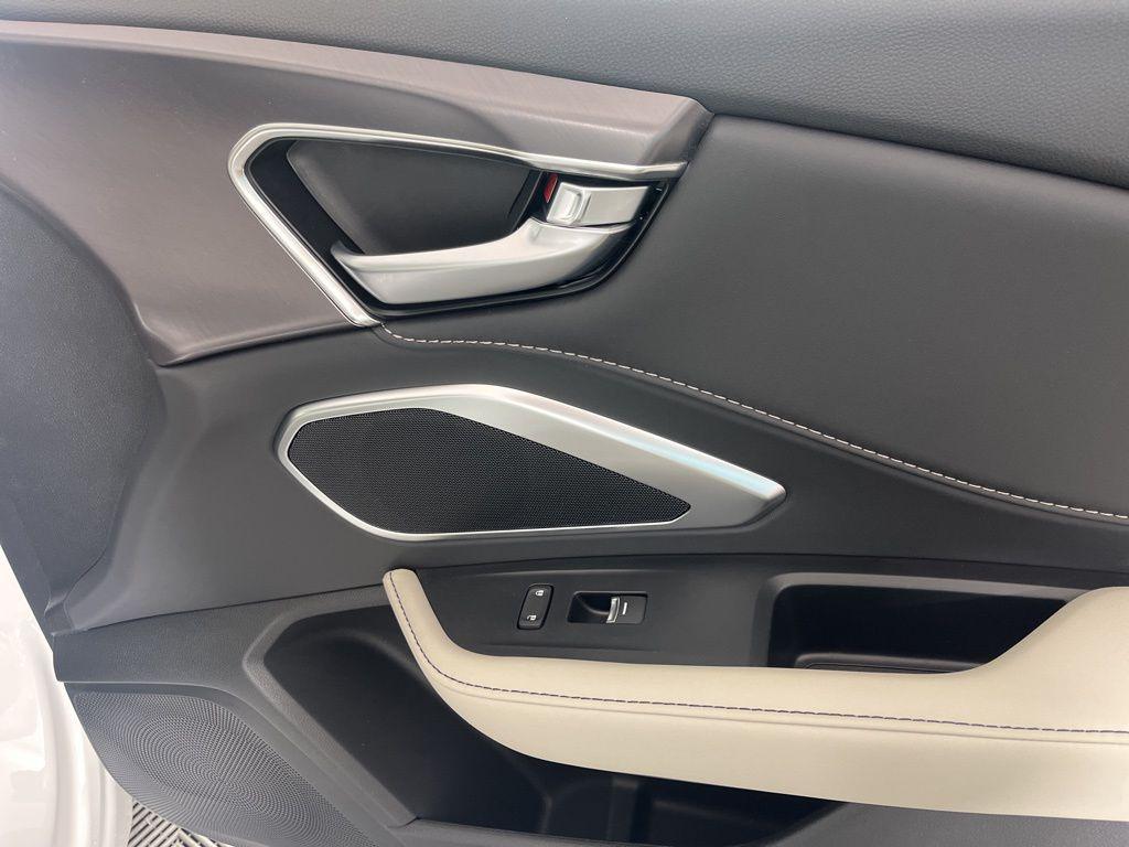 new 2026 Acura RDX car, priced at $47,050