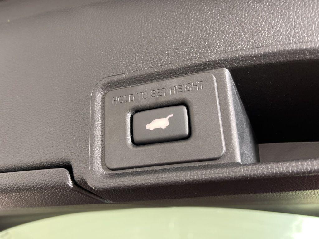 new 2026 Acura RDX car, priced at $56,800