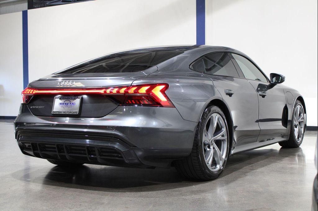 Audi e-tron GT view 12