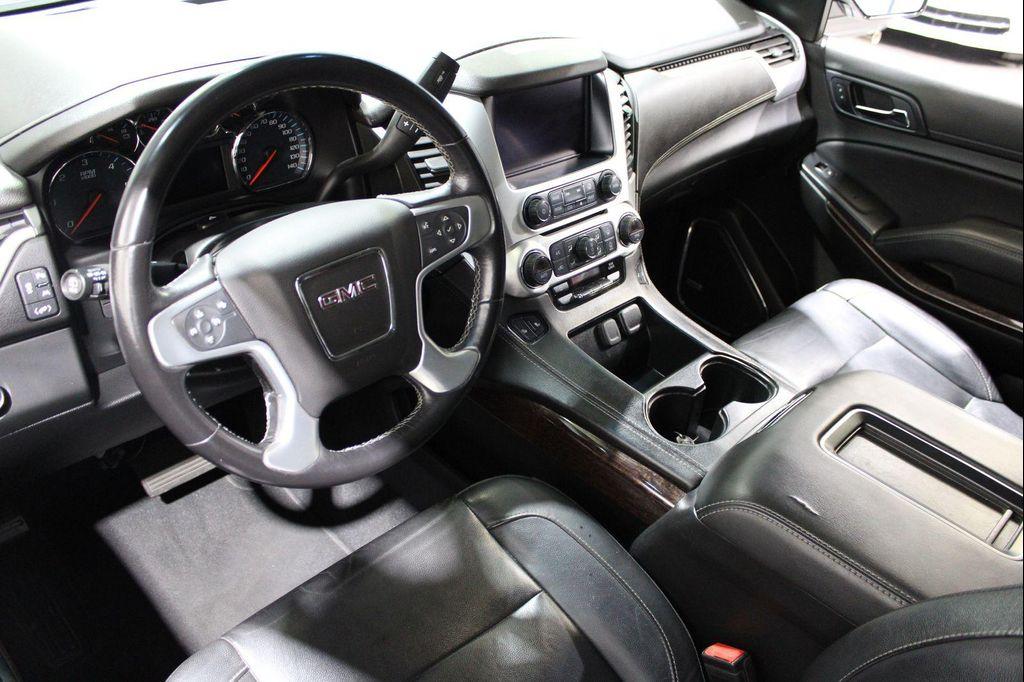 used 2019 GMC Yukon car, priced at $29,800