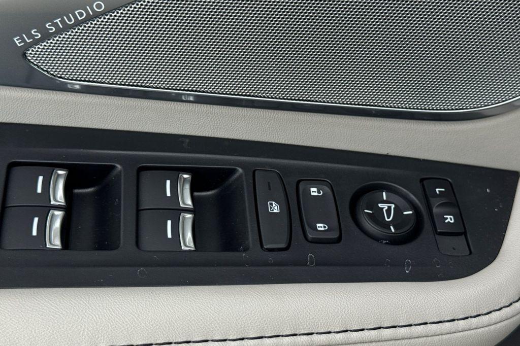new 2026 Acura RDX car, priced at $49,750