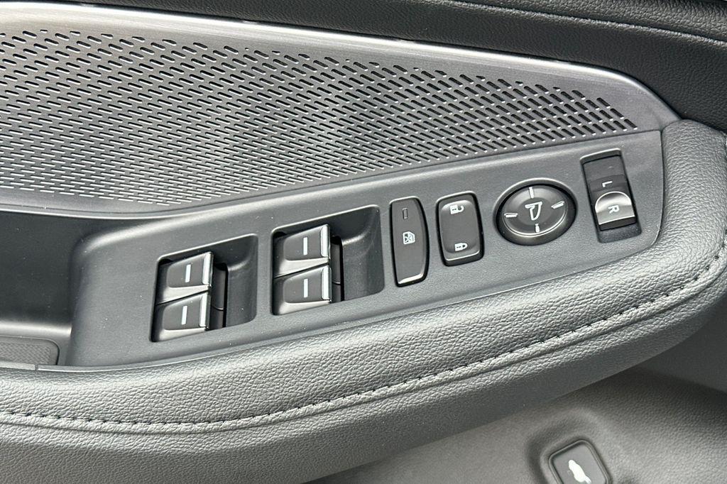 new 2026 Acura MDX car, priced at $53,850