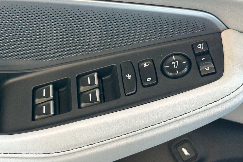 new 2026 Acura MDX car, priced at $58,735