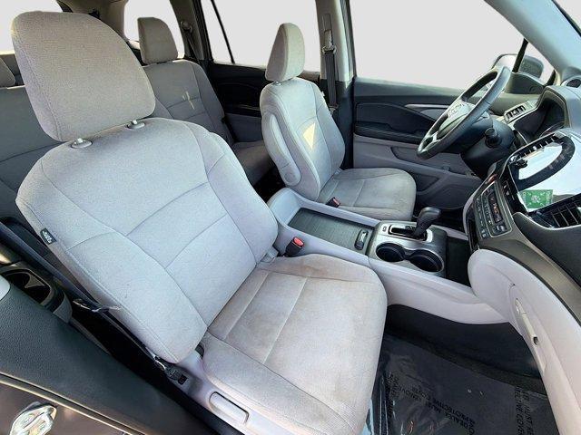 used 2020 Honda Pilot car, priced at $18,334