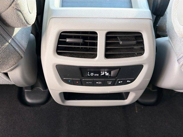 used 2020 Honda Pilot car, priced at $18,334