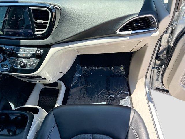 used 2024 Chrysler Pacifica car, priced at $25,077