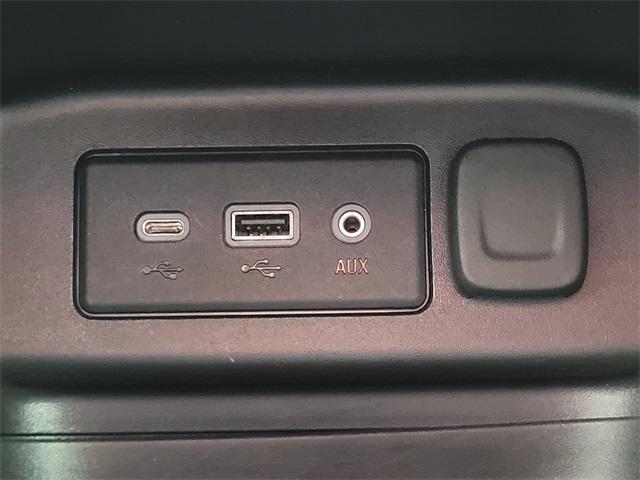 used 2024 Chevrolet Equinox car, priced at $19,995