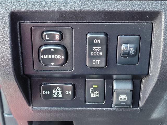 used 2016 Toyota Tundra car, priced at $27,495