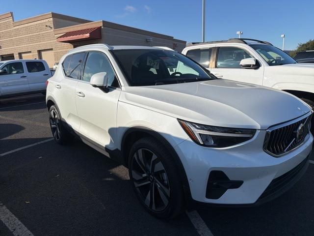 used 2023 Volvo XC40 car, priced at $30,995