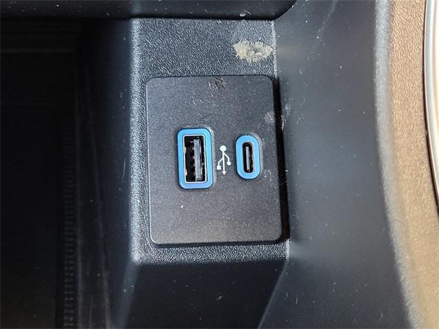 used 2022 Ford Edge car, priced at $23,995