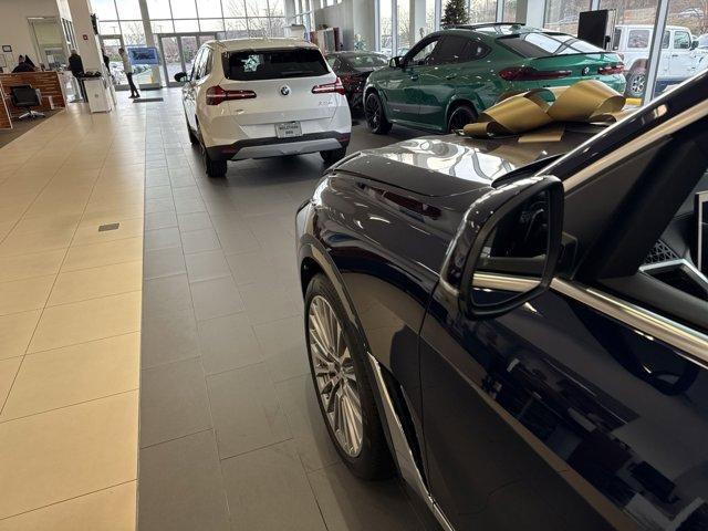 new 2026 BMW X7 car, priced at $99,125