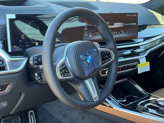 new 2026 BMW X7 car, priced at $100,130