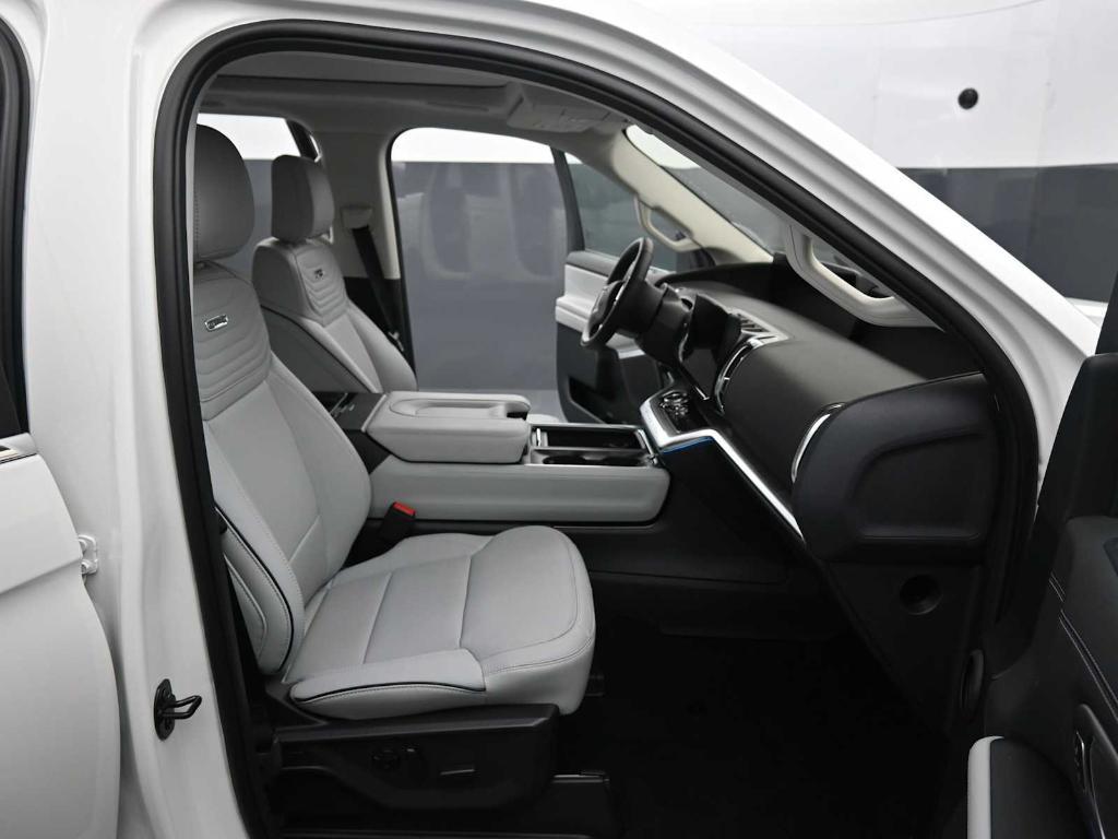 new 2025 Ford Expedition Max car, priced at $88,936
