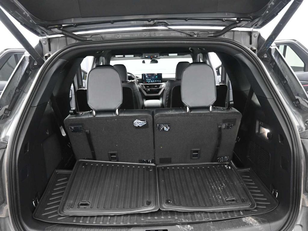 used 2025 Ford Explorer car, priced at $41,573