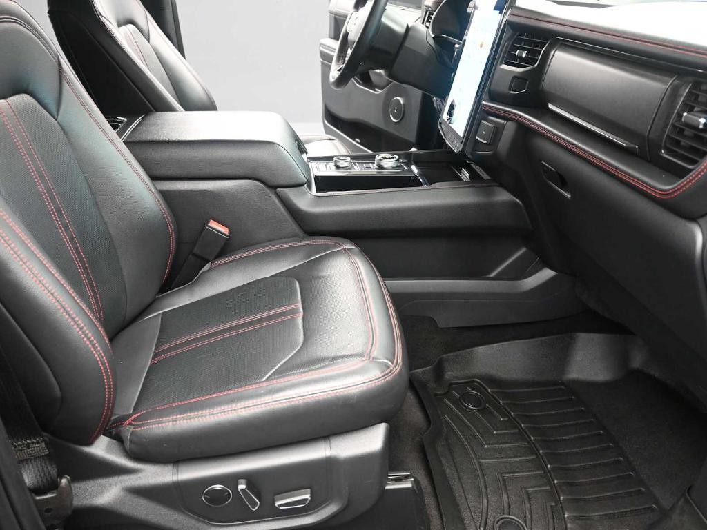 used 2022 Ford Expedition car, priced at $52,573