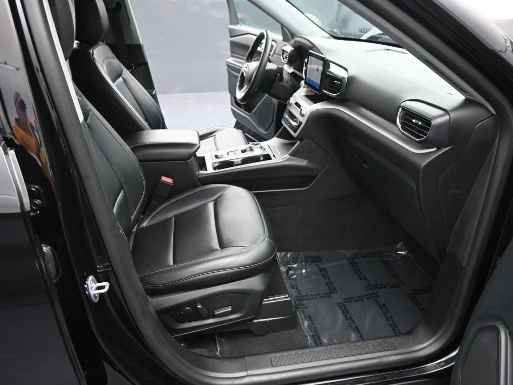 used 2023 Ford Explorer car, priced at $31,273