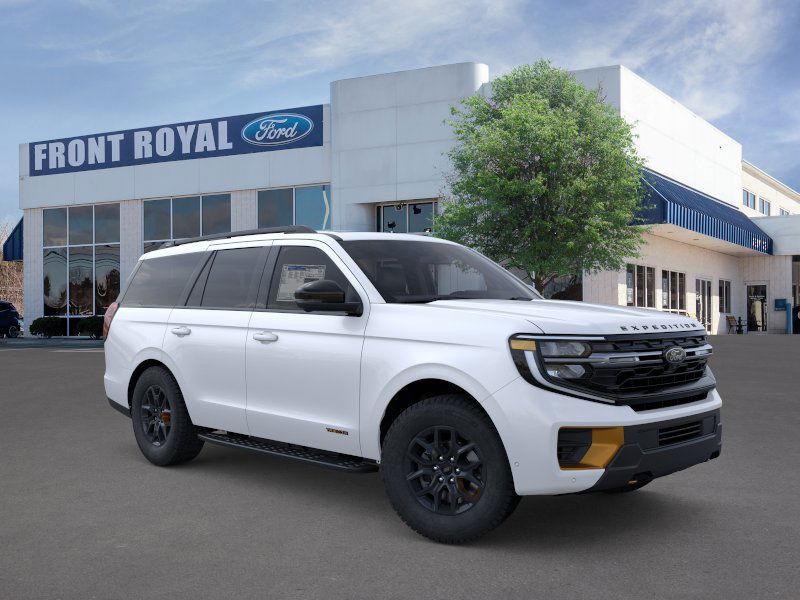new 2025 Ford Expedition car, priced at $81,796