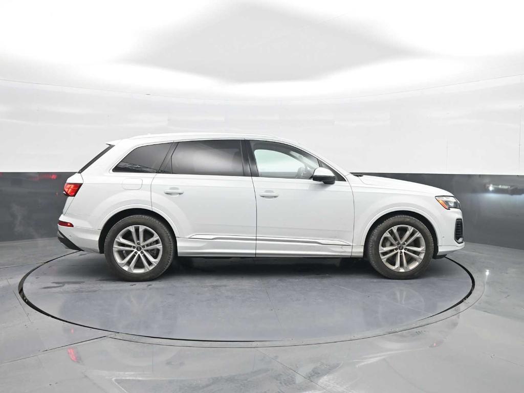 used 2025 Audi Q7 car, priced at $66,995