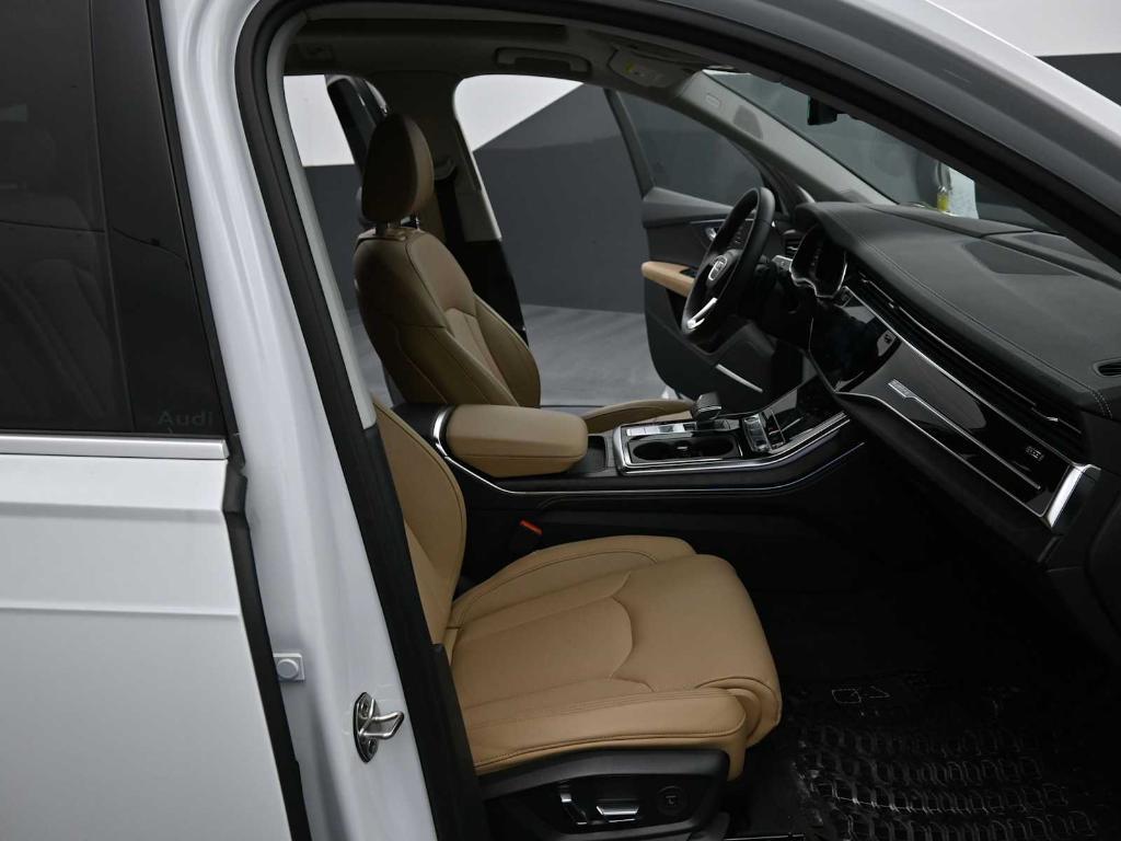 used 2025 Audi Q7 car, priced at $66,995