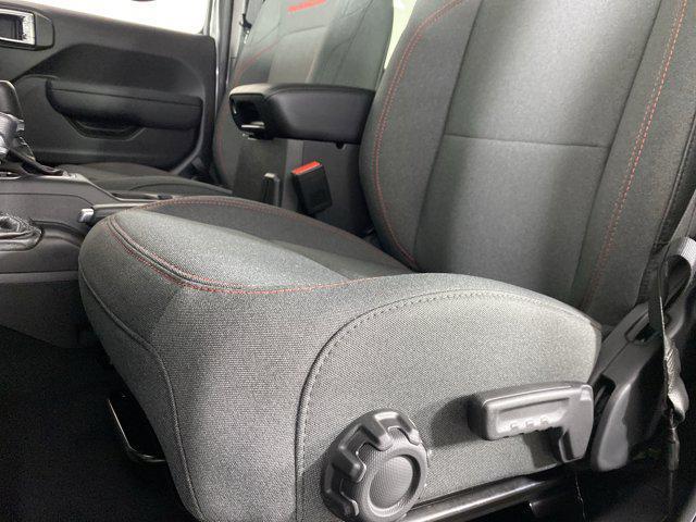 new 2026 Jeep Gladiator car, priced at $55,397