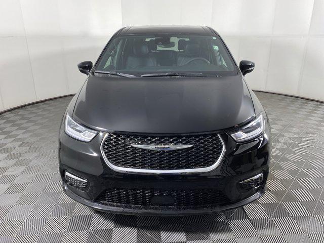 new 2026 Chrysler Pacifica car, priced at $41,414