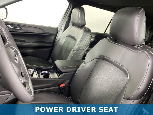 new 2025 Jeep Grand Cherokee L car, priced at $40,730