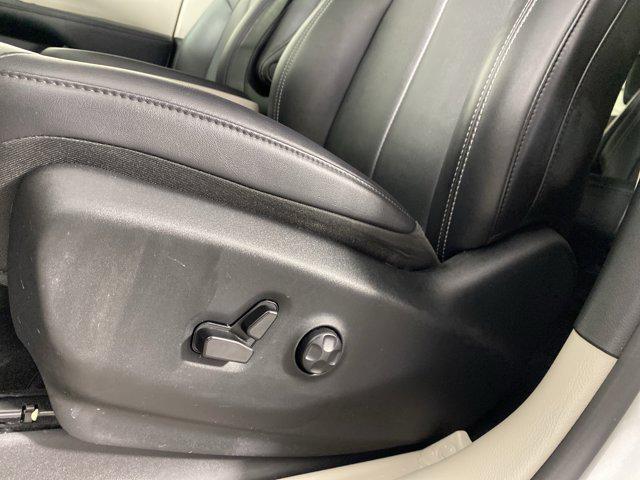 used 2024 Chrysler Pacifica car, priced at $27,250