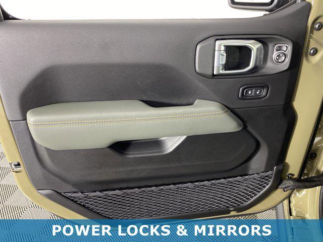 new 2025 Jeep Gladiator car, priced at $54,653