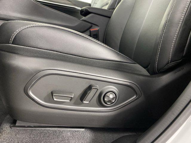 new 2026 Jeep Grand Cherokee car, priced at $51,217