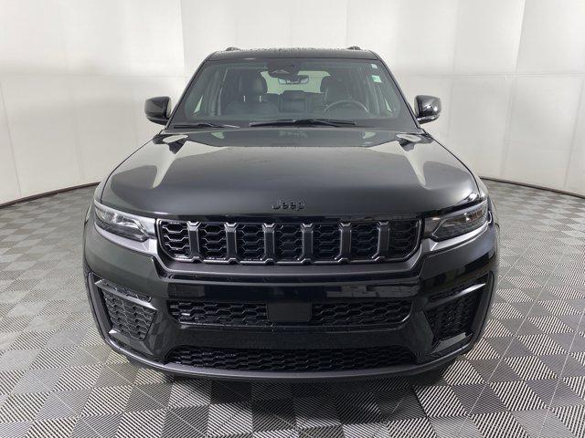 new 2026 Jeep Grand Cherokee car, priced at $47,401