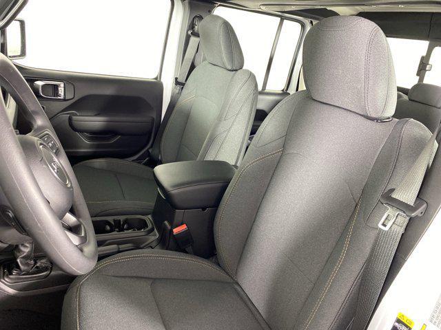 new 2026 Jeep Gladiator car, priced at $41,304