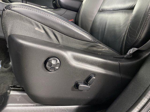 used 2015 Jeep Grand Cherokee car, priced at $13,600