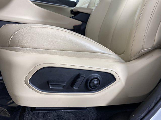 used 2022 Jeep Grand Cherokee L car, priced at $29,900