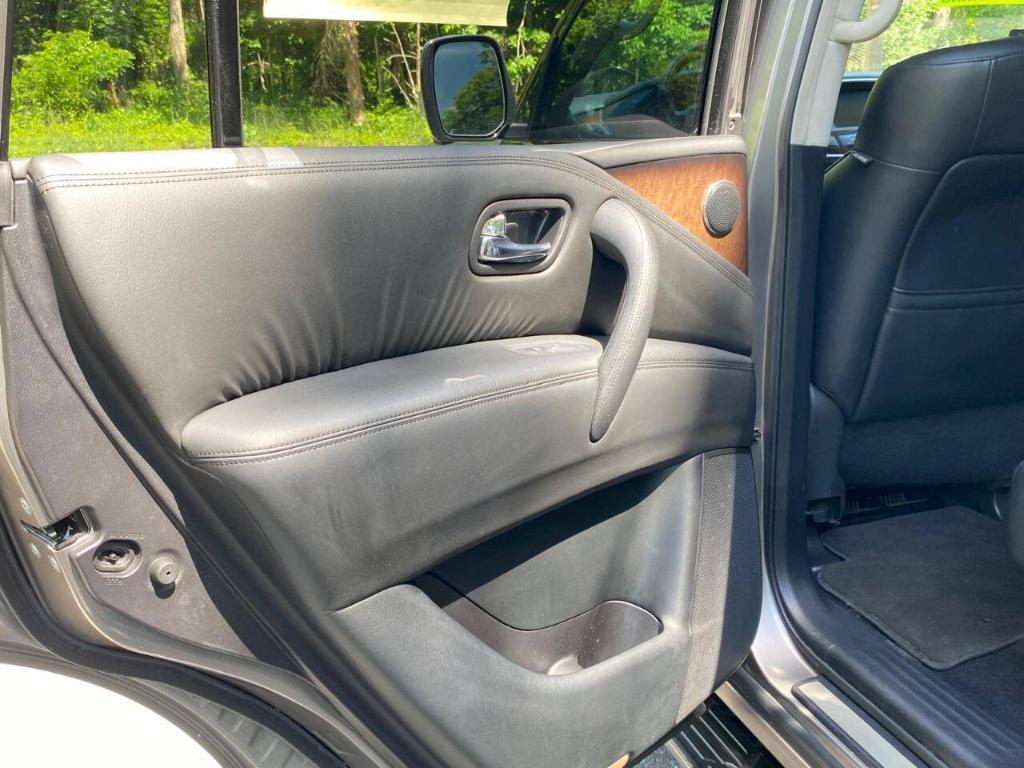 used 2013 INFINITI QX56 car
