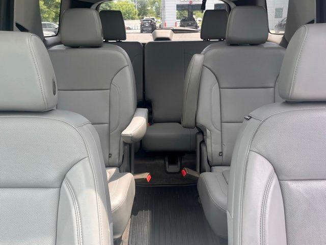 2018 Silver Ice Metallic Chevrolet Traverse
