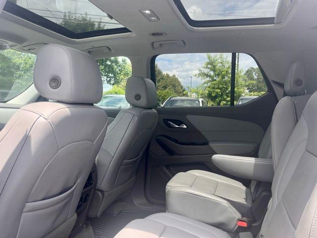 2018 Silver Ice Metallic Chevrolet Traverse