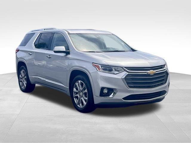 2018 Silver Ice Metallic Chevrolet Traverse