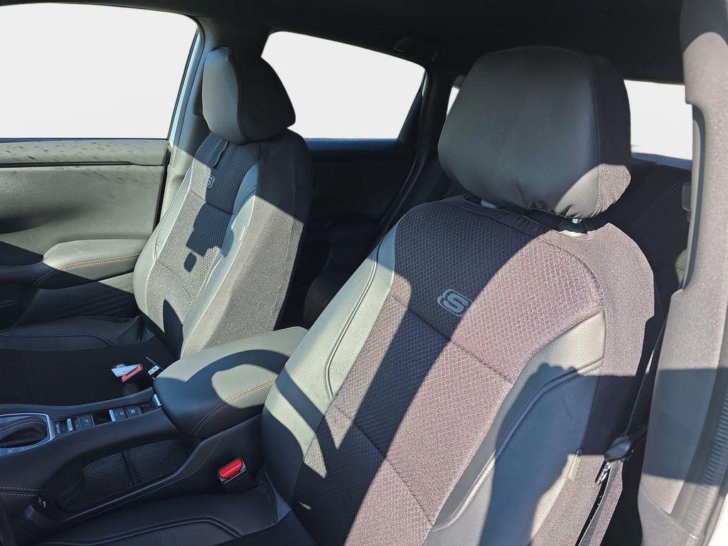 used 2025 Honda HR-V car
