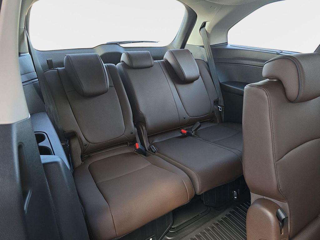 new 2026 Honda Odyssey car, priced at $50,140