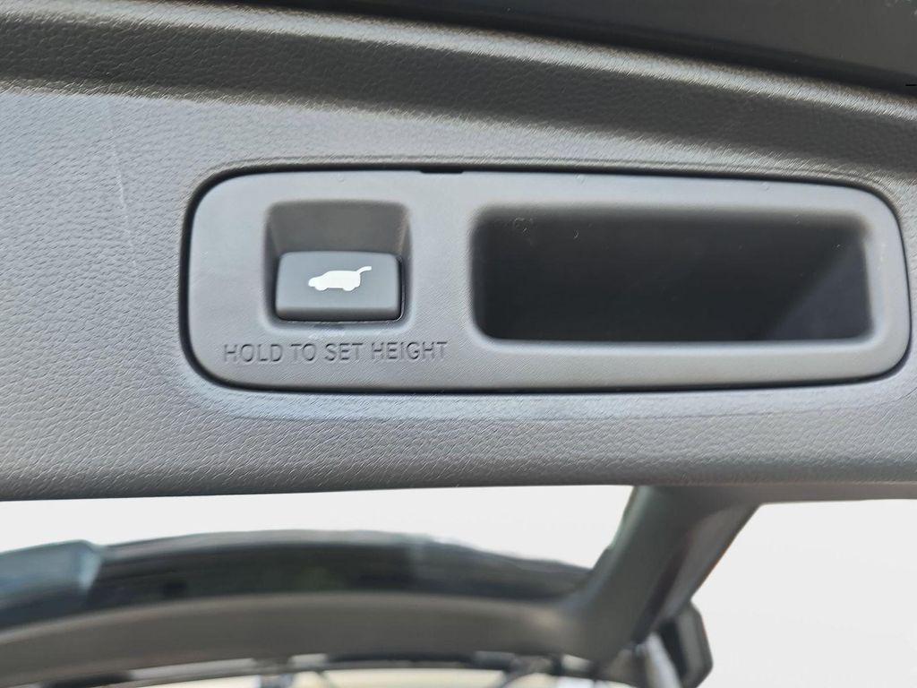 new 2026 Honda CR-V Hybrid car, priced at $41,475