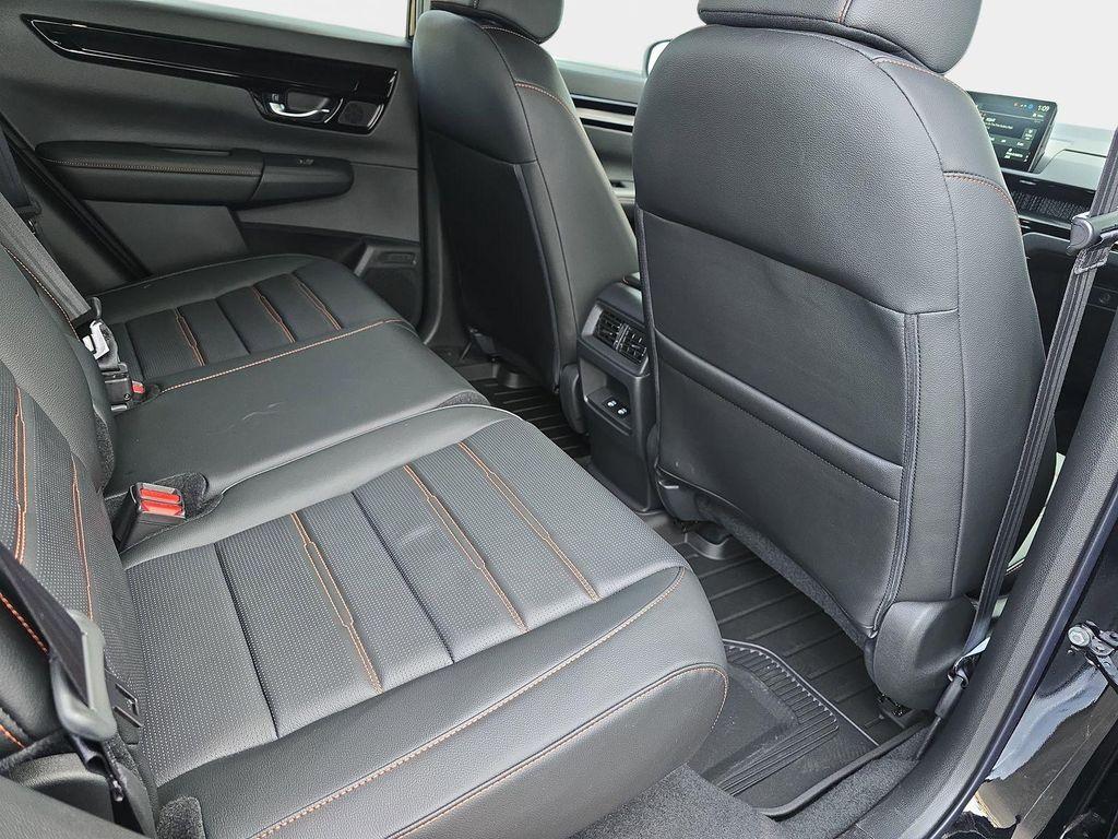 new 2026 Honda CR-V Hybrid car, priced at $41,475