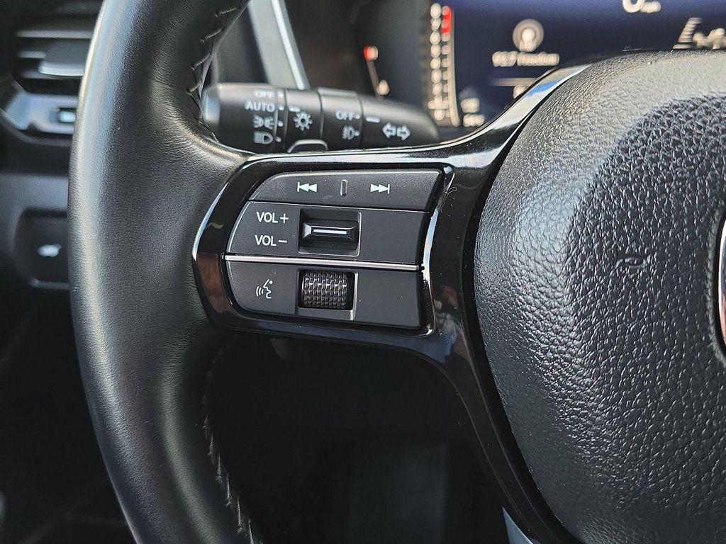 used 2023 Honda Pilot car, priced at $41,732