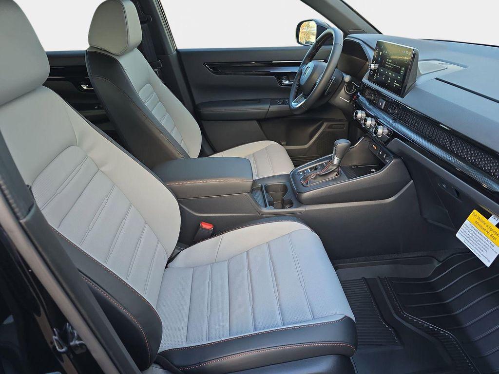 new 2026 Honda CR-V Hybrid car, priced at $40,701