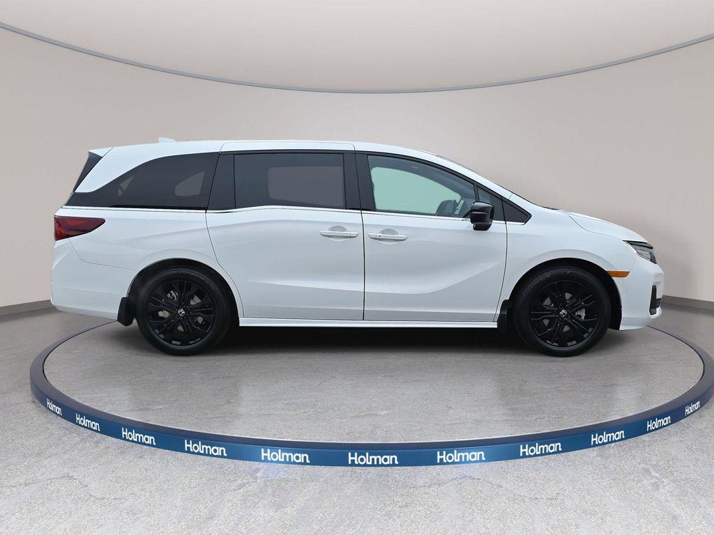 new 2026 Honda Odyssey car, priced at $45,845