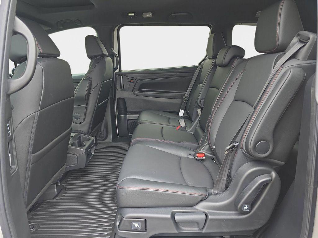 new 2026 Honda Odyssey car, priced at $45,845